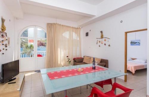 Trstenik Apartment | 2 bedroom apartment with Sea view