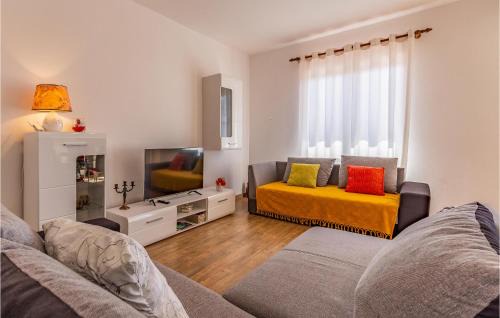 Vinez Apartment | 2 Bedroom Awesome Apartment In Labin