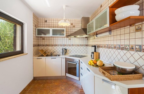 Stomorska House | 2 bedroom awesome home in Stomorska