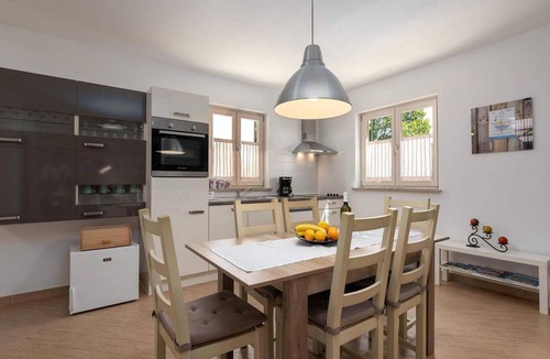 Pican House | 2 bedroom beautiful home in Pican