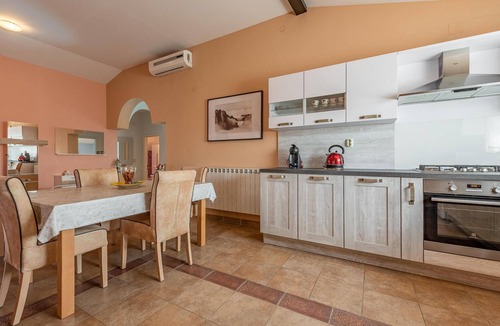 Zadar Apartment | 2 bedroom gorgeous apartment in Zadar