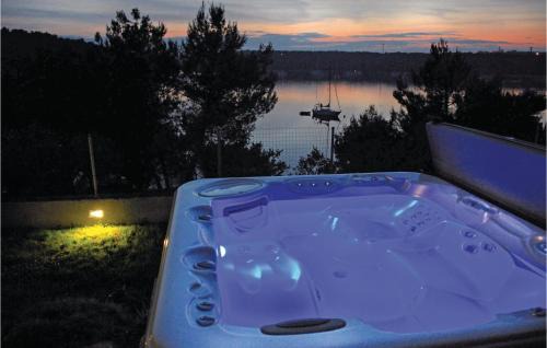 Banjole Apartment | 2 Bedroom Gorgeous Apartment In Pula