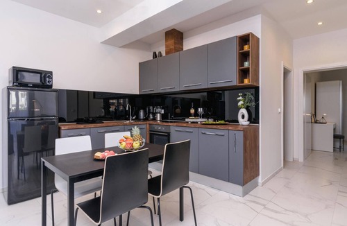 Kastel Gomilica Apartment | 2 bedroom lovely apartment in Kastel Gomilica
