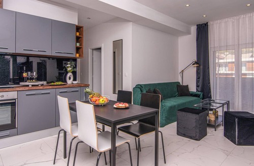 Kastel Gomilica Apartment | 2 bedroom lovely apartment in Kastel Gomilica