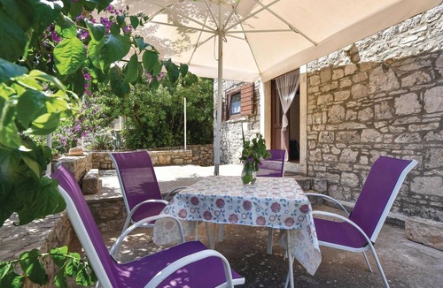 Stomorska Apartment | 2 bedroom lovely apartment in Stomorska