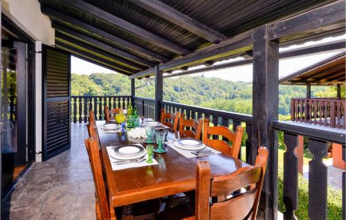 Vinica House | 2 Bedroom Lovely Home In Vinica Breg