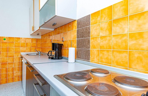 Betina House | 2 bedroom pet friendly home in Betina