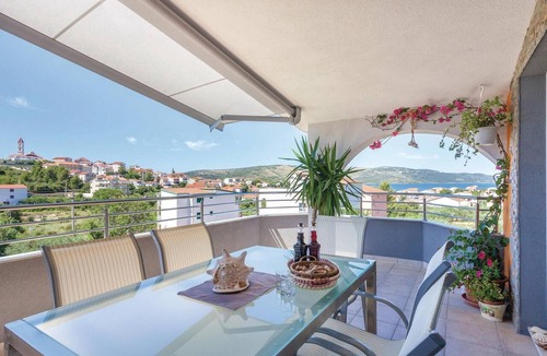 Seget Vranjica Apartment | 2 bedroom stunning apartment in Seget Vranjica