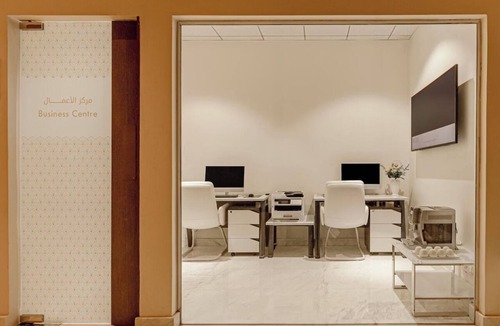 Al Muraqqabat Hotel | 2 Units | Skyline Thrill Retreat | Burj Khalifa, Dubai Frame & Rooftop Pool