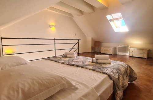Stari Grad House | 200 m² House ∙ 2 bedrooms ∙ 5 guests