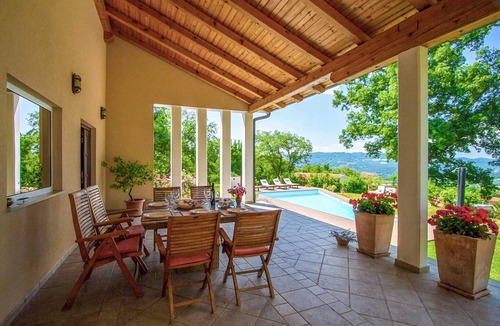 Sveti Martin House | 200 m² House ∙ 4 bedrooms ∙ 8 guests