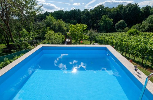 Kravarsko House | 200 m² House ∙ 4 bedrooms ∙ 10 guests