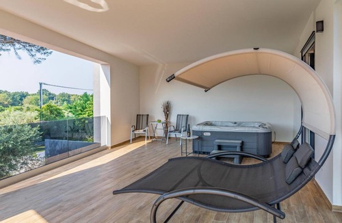 Cervar House | 200 m² Maisonette ∙ 3 bedrooms ∙ 6 guests