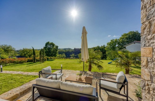 Novaki Pazinski Villa | 200 m² Villa ∙ 3 bedrooms ∙ 8 guests
