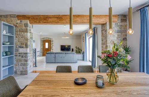 Novaki Pazinski Villa | 200 m² Villa ∙ 3 bedrooms ∙ 8 guests