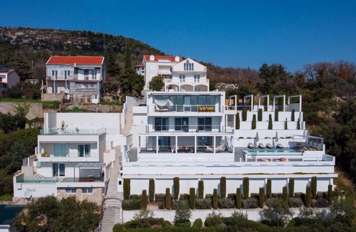 Orasac Villa | 200 m² Villa ∙ 2 bedrooms ∙ 4 guests