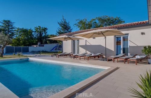 Smoljanci Villa | 200 m² Villa ∙ 3 bedrooms ∙ 8 guests
