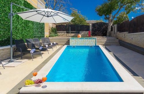 Pazin Villa | 200 m² Villa ∙ 4 bedrooms ∙ 8 guests