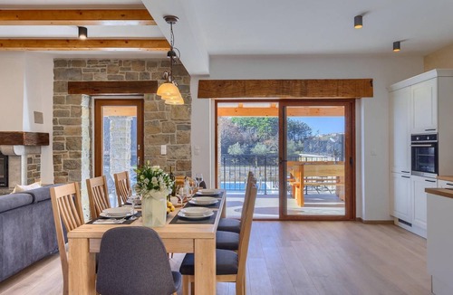 Marcenegla House | 215 m² House ∙ 3 bedrooms ∙ 8 guests