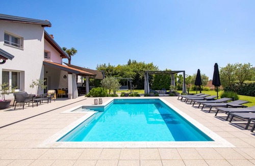 Mihotici Villa | 220 m² Villa ∙ 4 bedrooms ∙ 8 guests