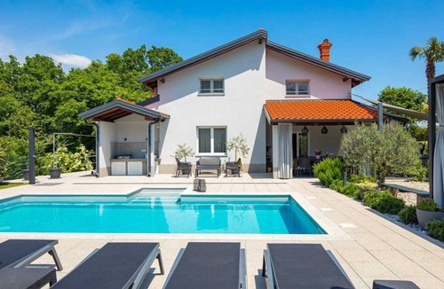 Mihotici Villa | 220 m² Villa ∙ 5 bedrooms ∙ 10 guests