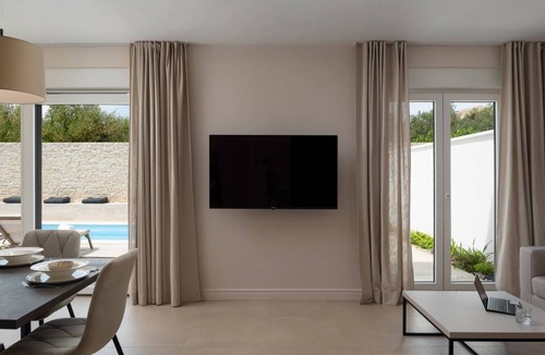 Vrsi Villa | 225 m² Villa ∙ 6 bedrooms ∙ 11 guests