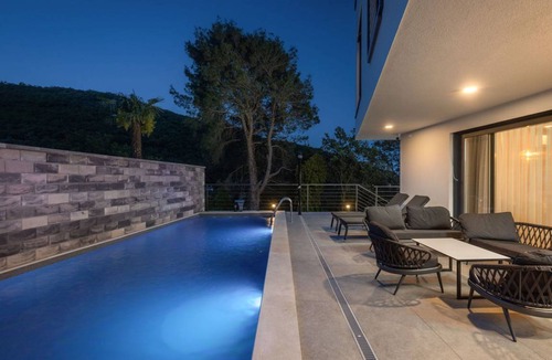 Obrs Other | 230 m² Accommodation ∙ 3 bedrooms ∙ 6 guests