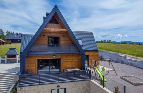 Kupjak Other | 240 m² Accommodation ∙ 3 bedrooms ∙ 7 guests