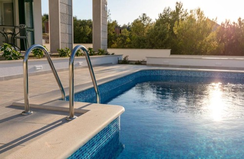 Cove Osibova (Milna) Villa | 240 m² Villa ∙ 4 bedrooms ∙ 8 guests