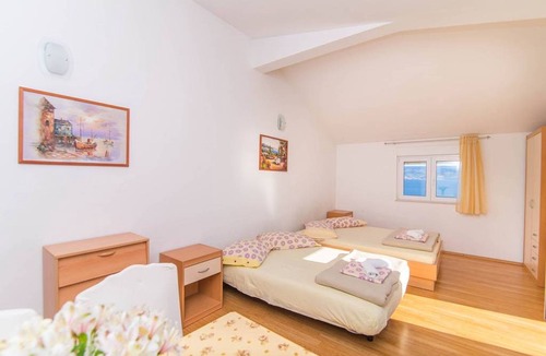 Dugi Rat Apartment | 25 m² Studio flat ∙ 1 bedroom ∙ 4 guests