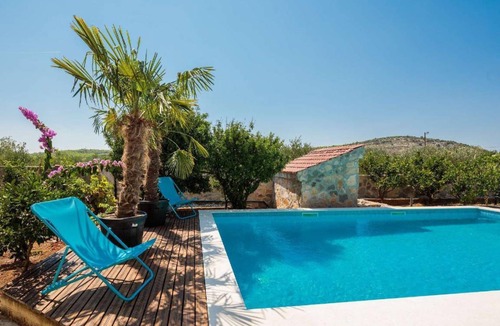 Seget House | 250 m² House ∙ 3 bedrooms ∙ 8 guests