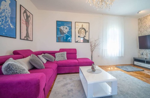 Klenovica House | 250 m² House ∙ 4 bedrooms ∙ 10 guests