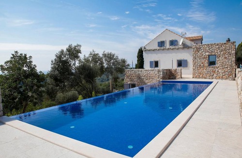 Sudurad House | 250 m² House ∙ 5 bedrooms ∙ 10 guests