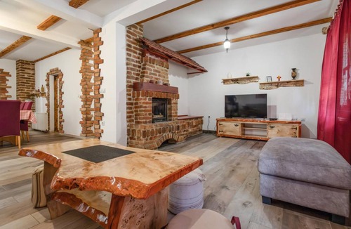 Brestovac House | 250 m² House ∙ 5 bedrooms ∙ 10 guests