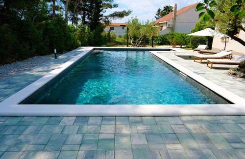 Split Villa | 250 m² Villa ∙ 4 bedrooms ∙ 8 guests