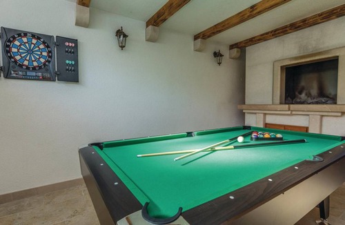 Pridraga House | 252 m² House ∙ 8 bedrooms ∙ 15 guests