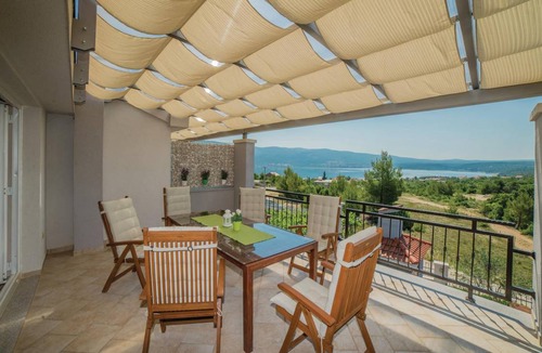 Pridraga House | 252 m² House ∙ 8 bedrooms ∙ 15 guests