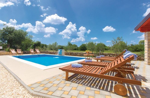 Bristane House | 262 m² House ∙ 4 bedrooms ∙ 8 guests