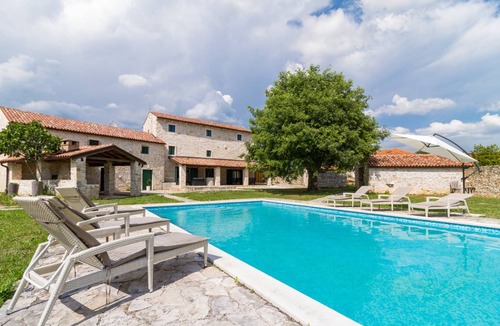 Bicici Villa | 263 m² Villa ∙ 4 bedrooms ∙ 10 guests