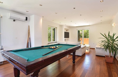 Sinj House | 265 m² House ∙ 4 bedrooms ∙ 10 guests