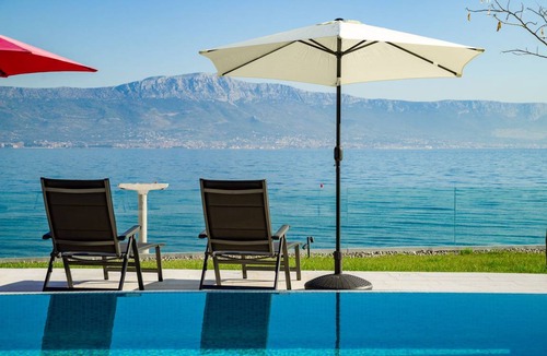 Slatine Villa | 270 m² Villa ∙ 4 bedrooms ∙ 8 guests