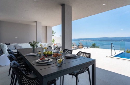 Stanici Villa | 270 m² Villa ∙ 4 bedrooms ∙ 10 guests