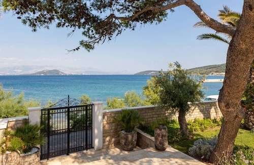 Slatine Villa | 270 m² Villa ∙ 5 bedrooms ∙ 10 guests