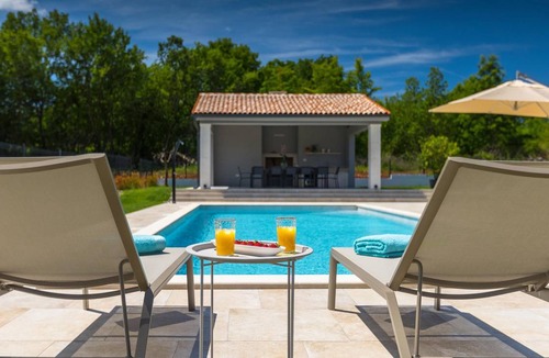 Grandici House | 274 m² House ∙ 5 bedrooms ∙ 12 guests