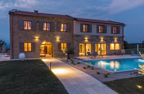 Sveti Bartol House | 280 m² House ∙ 5 bedrooms ∙ 11 guests