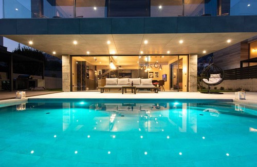 Jurandvor Villa | 280 m² Villa ∙ 4 bedrooms ∙ 8 guests