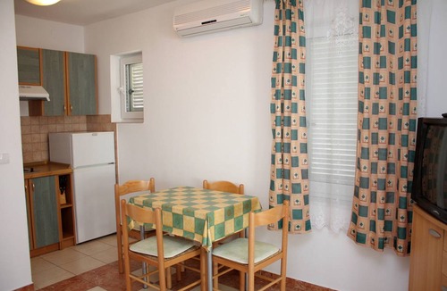 Rab Apartment | 29 m² Apartment ∙ 1 bedroom ∙ 4 guests