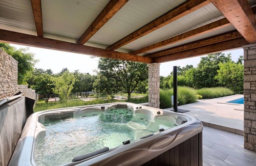 Stokovci House | 290 m² House ∙ 4 bedrooms ∙ 10 guests