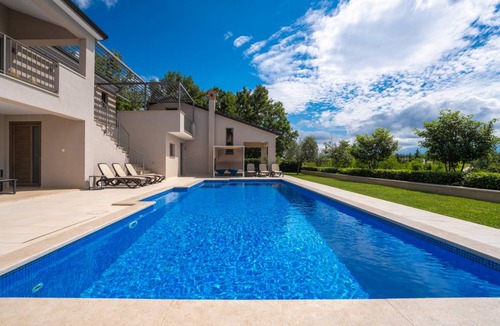 Lindar Villa | 295 m² Villa ∙ 4 bedrooms ∙ 10 guests
