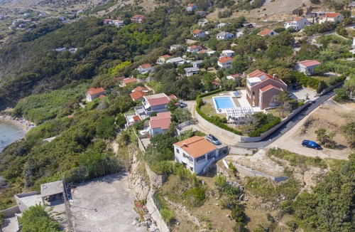 Bosana Villa | 295 m² Villa ∙ 5 bedrooms ∙ 15 guests
